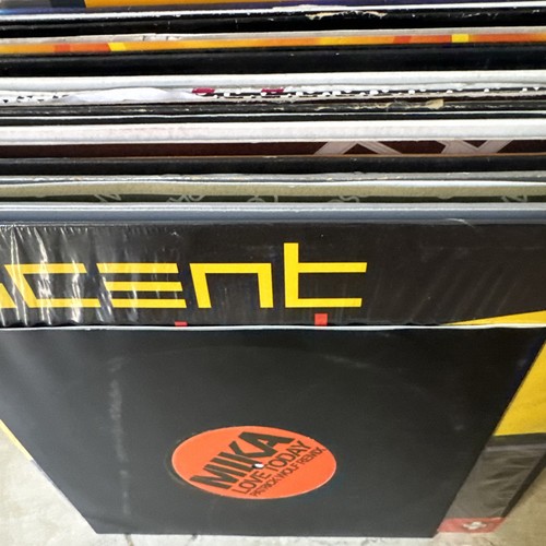 Job lot dance - 70, x