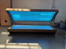 16T w/facial & leg 100watt laydown Sunbed tanning CAN DEL MOST OF UK mess for £