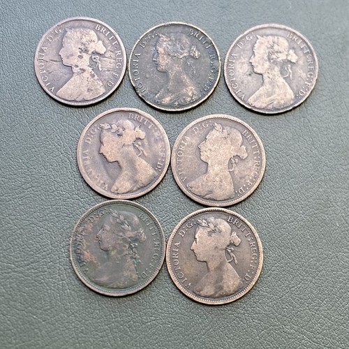Victoria half pennies - half,