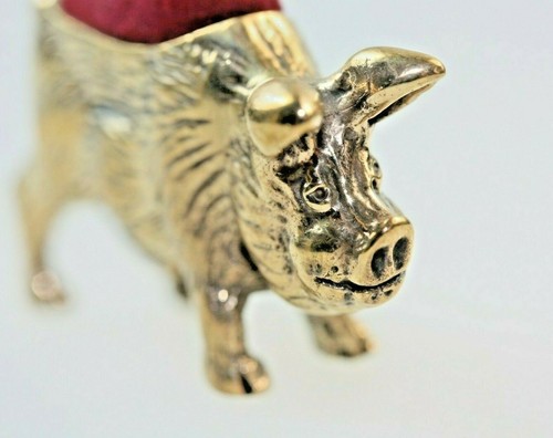 Pig piggy piglet pin - piglet, cushion