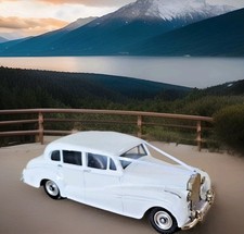 Dinky 150 Rolls White Royce Wedding Car