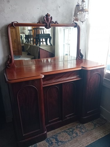 Antique mahogany sideboard - mahogany,