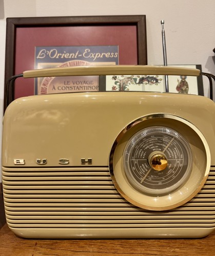 Bush tr82 style retro - tr82, radio