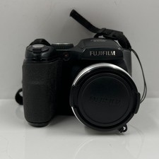 FUJIFILM FINEPIX S5700 7.1MP COMPACT DIGITAL CAMERA