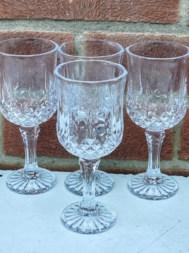 Crystal cut wine glasses - 4,