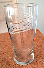 ONE CARLING PINT GLASS IN EXCELLENT CONDITION