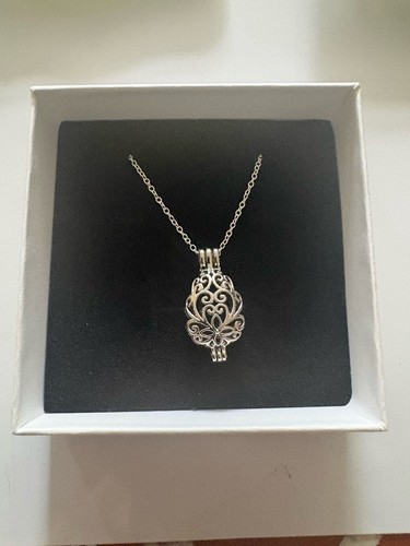 Pendant containing 09g - pendant,