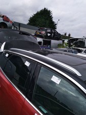 PEUGEOT 3008 P84 MC ,MR ,MJ ,M4 ROOF RAIL BARS PAIR