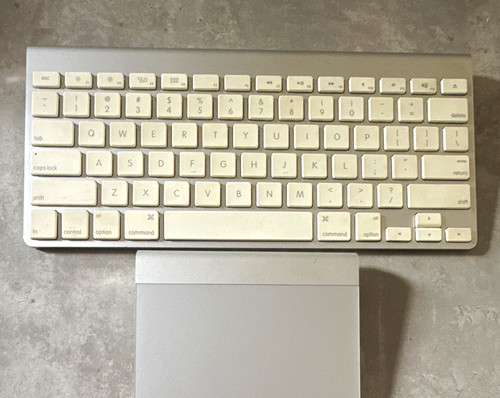 Apple wireless keyboard - apple,