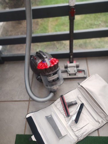 Dyson dc33c upright hoover - dc33c,
