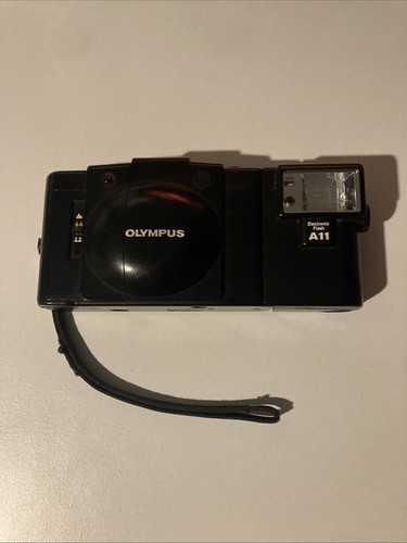 Olympus xa2 35mm - compact, film