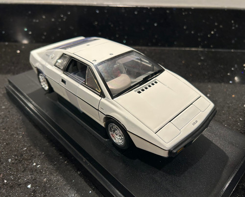 Lotus esprit james bond 007 - esprit,