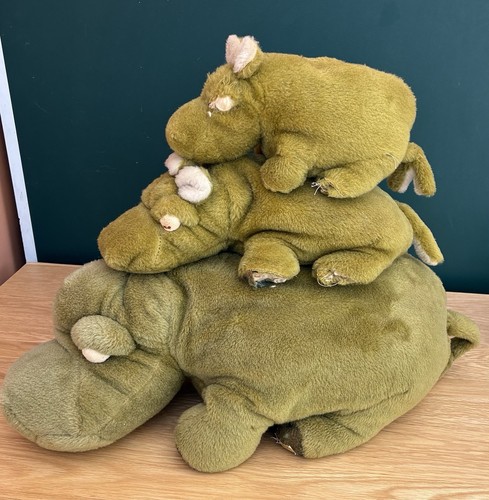 Merrythought green hippos - 3,
