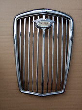 Wolseley 1500 front grille