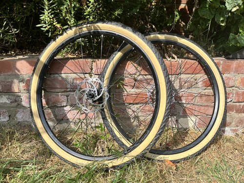 650 gravel wheelset tan - tan, wall