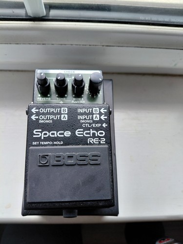 Boss space echo - space, delay