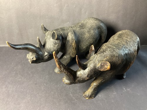 Pair rhinoceroses hand - pair,