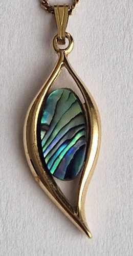 Vintage new zealand - vintage, paua