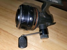 DAIWA 120M CLOSED FACE FISHING REEL.GOOD CONDITION.