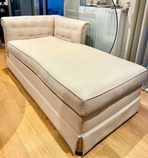 Elegant Cream/Beige Chaise Lounge – Excellent Condition - Custom Made