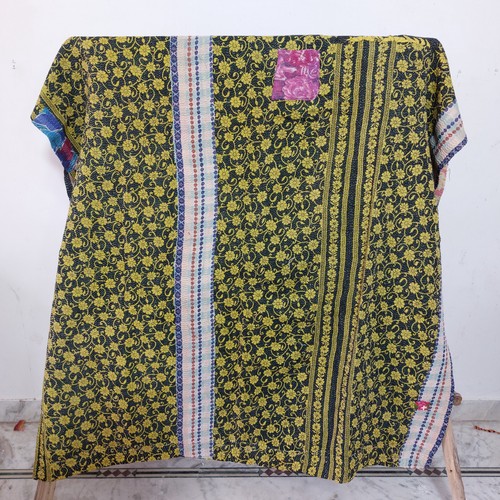 Vintage kantha green quilt - green,