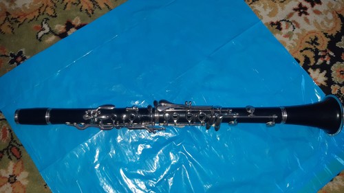Clarinet - /, /