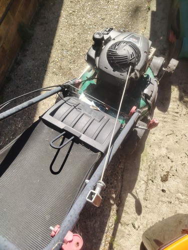 Qualcast briggs stratton - &,