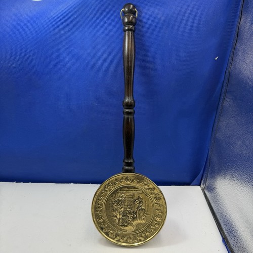 Wall pocket england - england, embossed