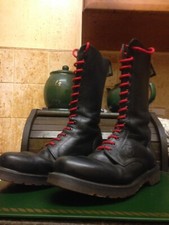 Doctor Marten AirWare Boots