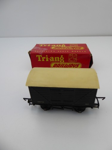 Triang r11 goods van - r11,
