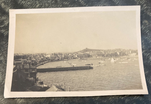 Small used vintage photograph - used,