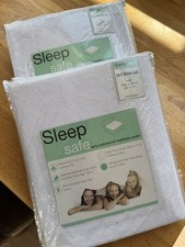 2 x New Sleep Safe 2ft 6”