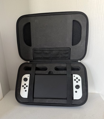 Nintendo switch oled white - nintendo,