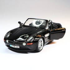 Maisto BMW Z8 Roadster 1 24 Diecast Model Car Black Opening Doors