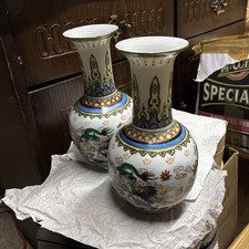 Pair Of vintage Chinese Wucai