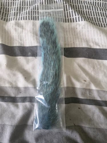 Squirrel tail blue - squirrel, tying