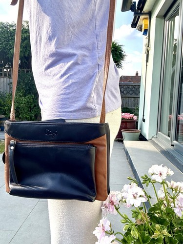 Gigi navy blue and - brown, 3