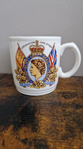 Queens coronation june 1953 - queens,