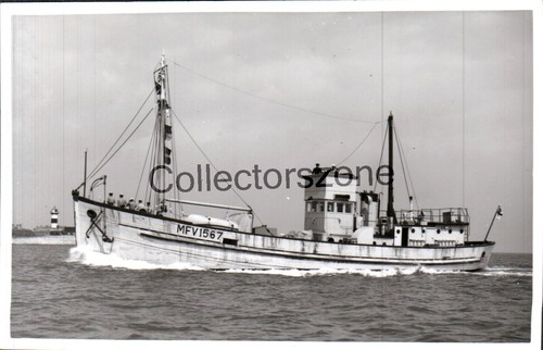 Royal navy fishing - royal, hms