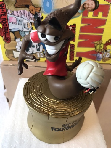 The turds figurine te - turds, sh*te