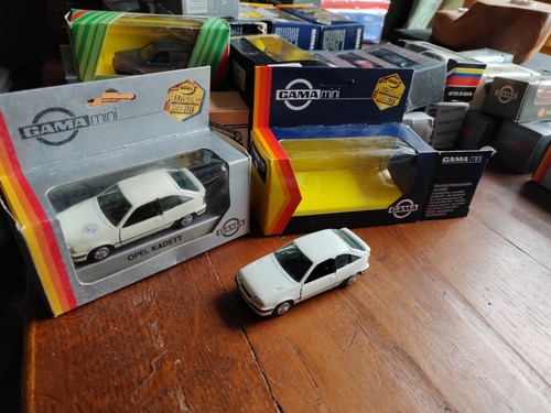 Boxed model gama 1196 - gama,