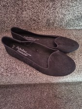 BRAND NEW LADIES SUEDE SHOES 