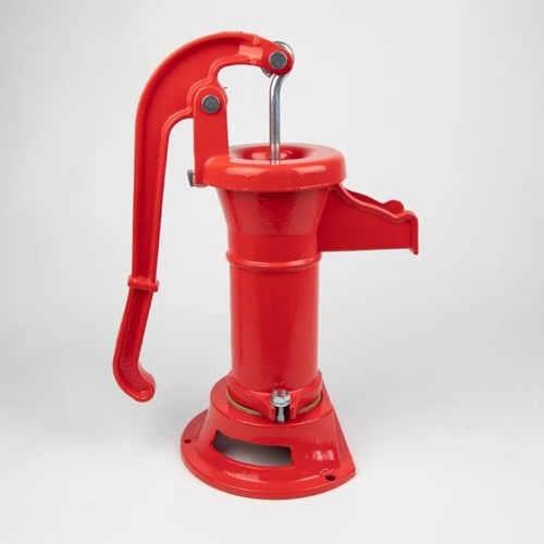 Old fashioned manual water - manual,