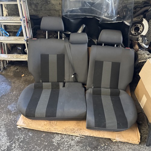 Polo 9n3 rear seat - polo,
