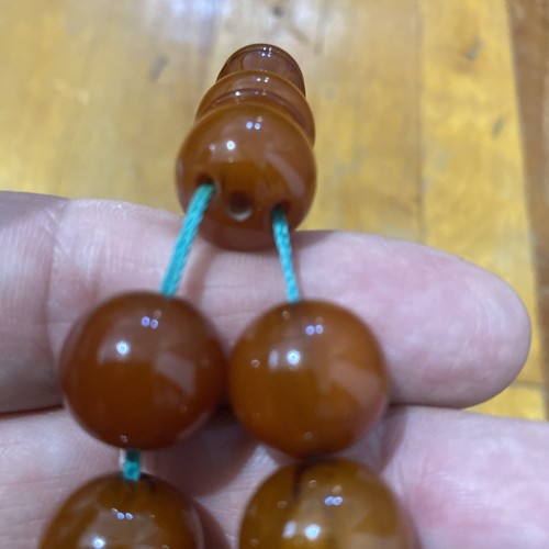 German cherry amber - cherry,
