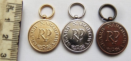 Ww2 polish miniature - polish, badges