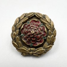 The Royal Hampshire Regiment Officers Enamel and Gilt Collar Badge
