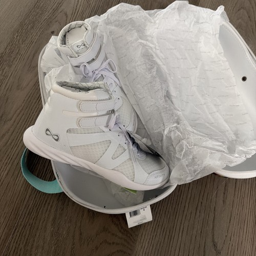 Nfinity beast adult size - beast, nwt