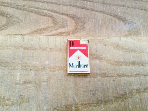 Vintage small marlboro half - small,