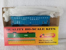 Roundhouse HO Gauge 50ft FMC